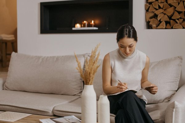 Luminaire de cuisine : les étapes de pose d'une suspension